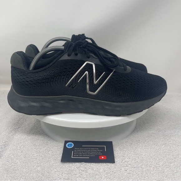 New Balance 520v8 Running Shoes M520LA8 Men’s Size 10 4E Wide Athletic Sneakers - Picture 1 of 7